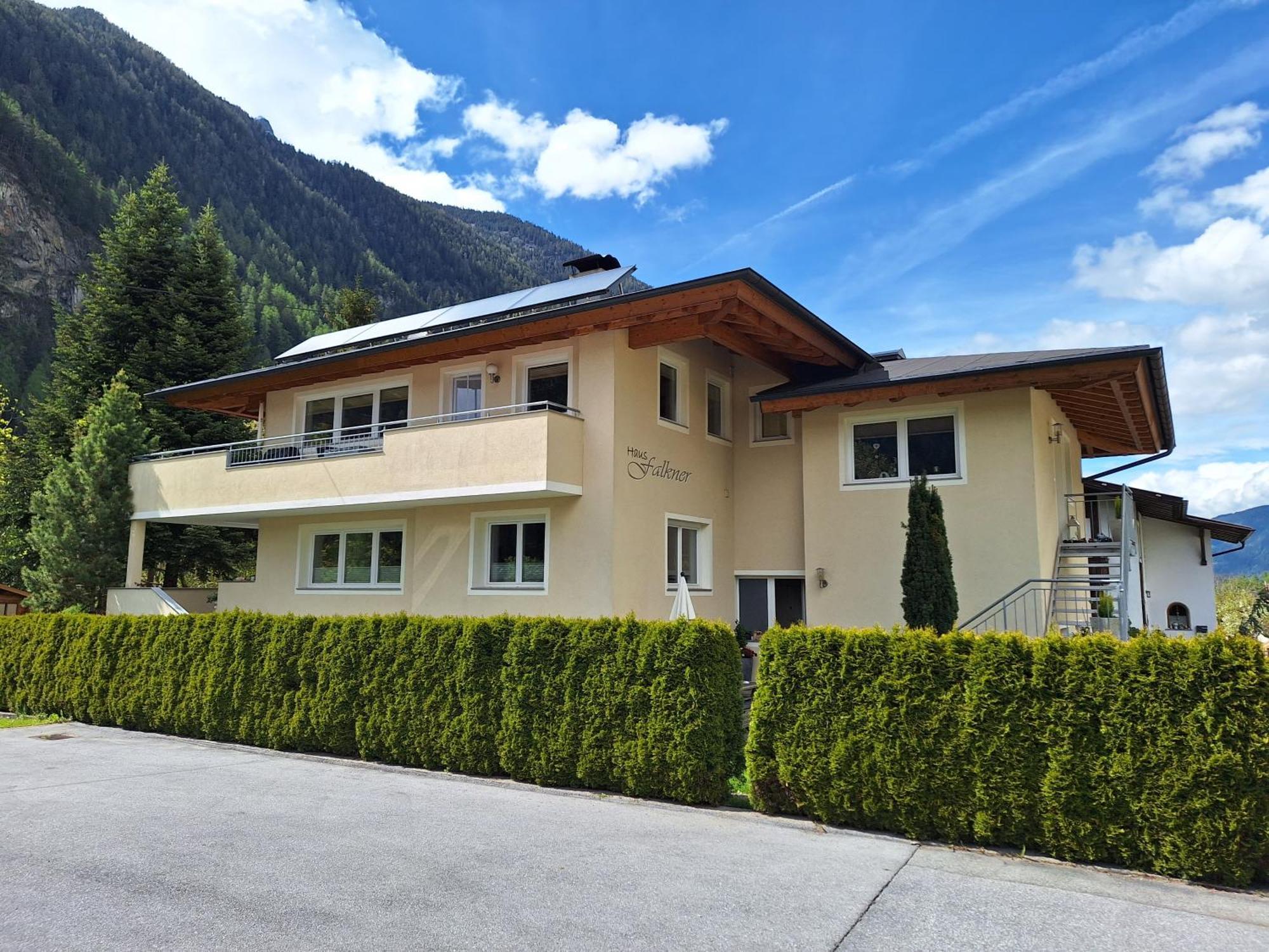Haus Falkner Barbara Umhausen Luaran gambar